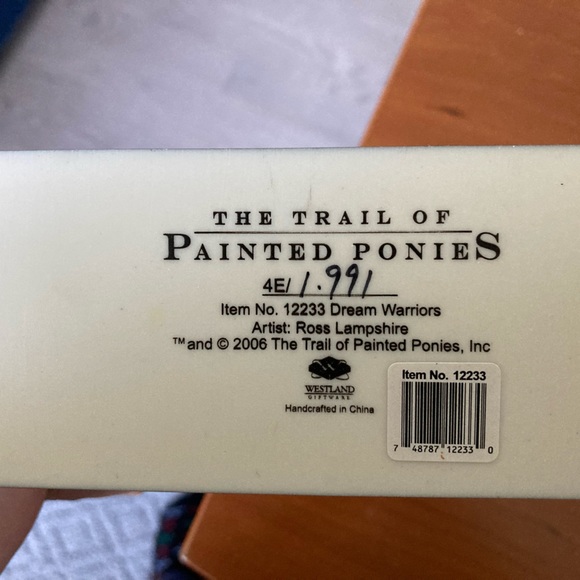 The Trail of Painted Ponies Dream Warriors Statue - Picture 4 of 4